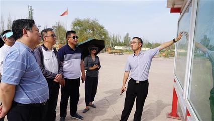 靜安慈善赴巴楚考察調研援疆項目，助力慈善基金會網站信息化建設